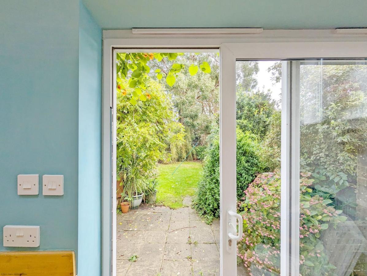 Thorney Road Villa Emsworth Exterior photo